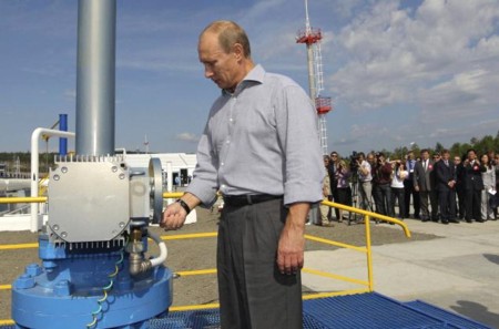 Tổng thống Nga Putin ngày 10/4 đã đe “khóa van” khí đốt cấp cho châu Âu