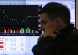 Nga bị S&P hạ xếp hạng tín nhiệm