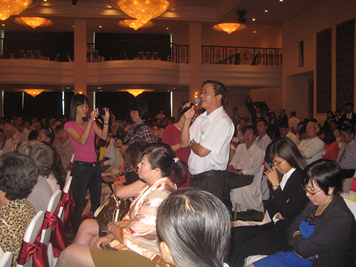 Đại hội cổ đông thường niên 2014 của Ngân hàng Sài Gòn Thương Tín đưa ra mức thù lao HĐQT năm 2014 là 2%/ kế hoạch lợi nhuận 3.000 tỉ đồng