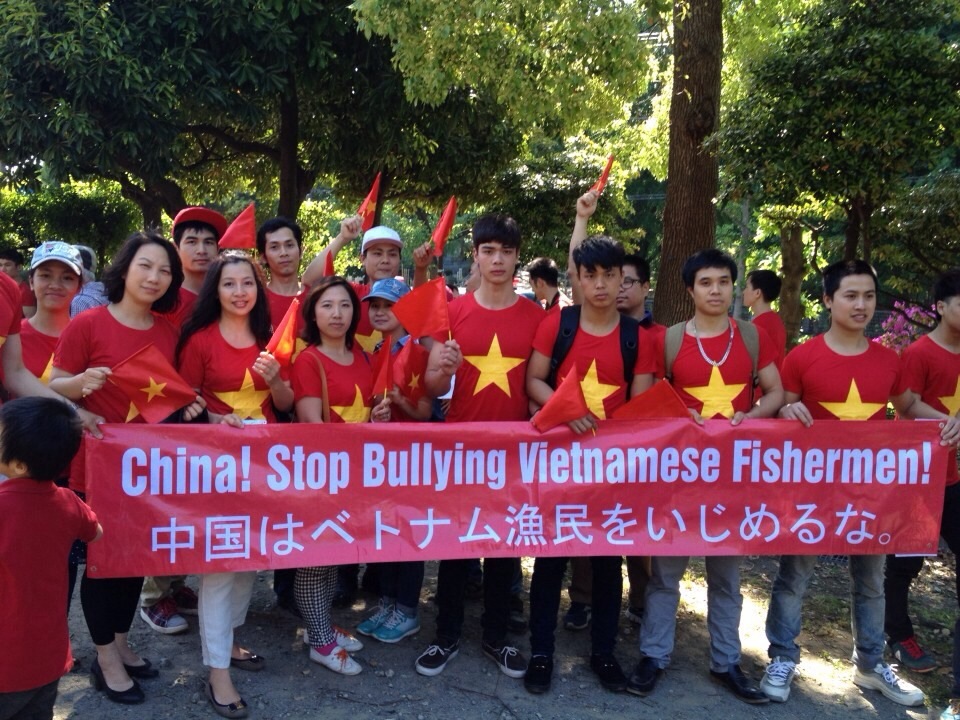 Tuần hành ở Tokyo phản đối giàn khoan Trung Quốc
