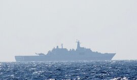 Trung Quốc điều thêm 2 tàu quân sự ra khu vực giàn khoan