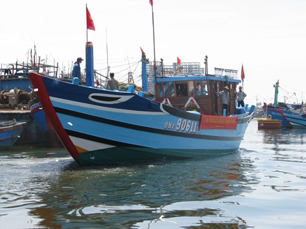 Tàu cá Đà Nẵng bị tàu cá Trung Quốc đâm chìm