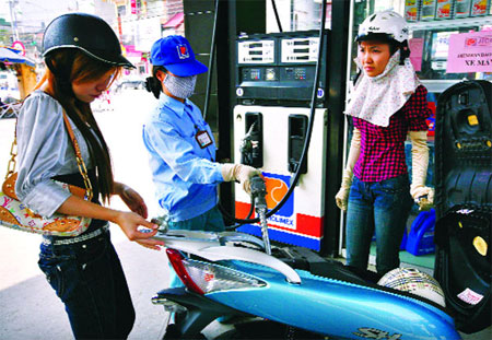 Bộ Tài chính tiếp tục yêu cầu không tăng giá xăng dầu