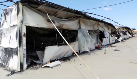 Khu nhà tạm của công nhân bị đốt phá hư hỏng sau sự kiện ngày 14/5.