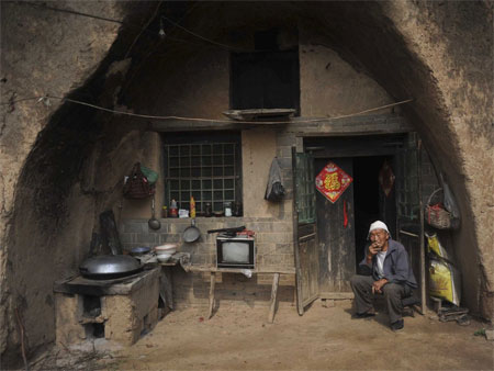Nhiều người Trung Quốc sống trong hang tập trung ở tỉnh Thiểm Tây.