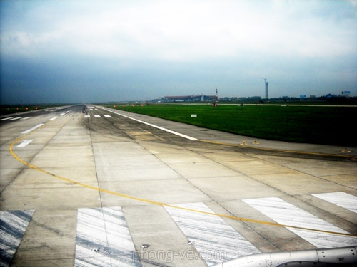 Đường băng sân bay Nội Bài (Ảnh minh họa)