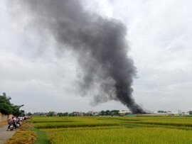 Bắc Giang: Cháy lớn tại công ty may, 1.000 công nhân tháo chạy