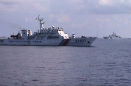 Trung Quốc vây ép, đẩy tàu cá Việt Nam ra xa giàn khoan trái phép