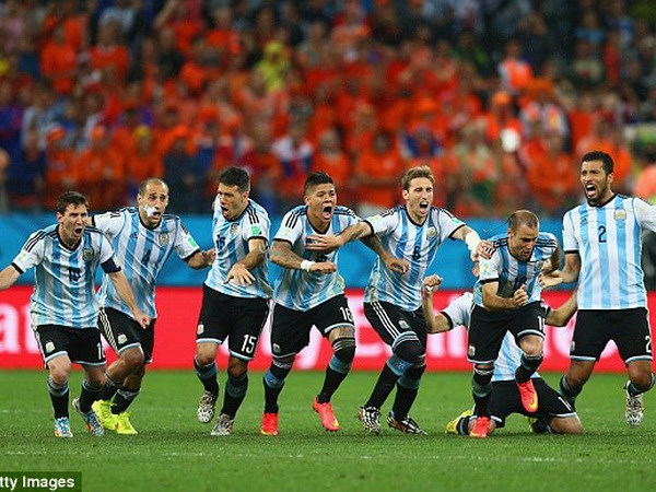 Vô địch World Cup sẽ giúp Argentina vượt qua khủng hoảng nợ?