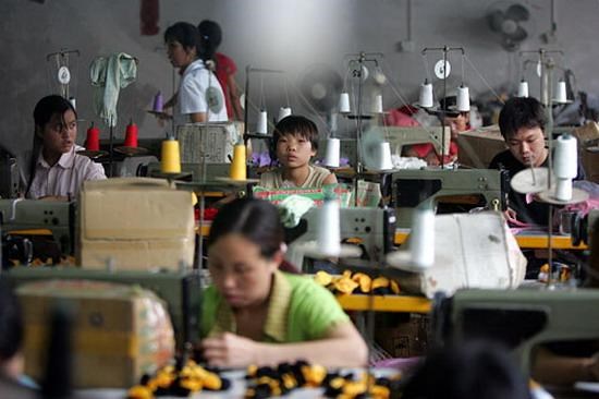 Samsung ngưng làm ăn vì phát hiện Trung Quốc bóc lột sức trẻ em