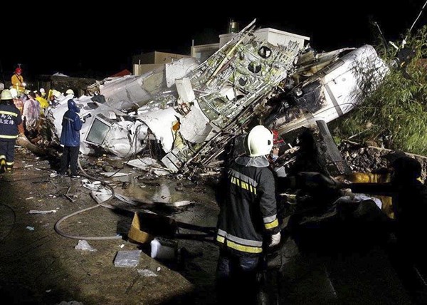 Đài Loan hỗ trợ hành khách, điều tra vụ tai nạn máy bay