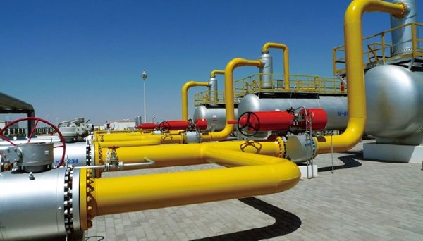 Trung Quốc tính đặt ống dẫn dầu dưới biển Đông