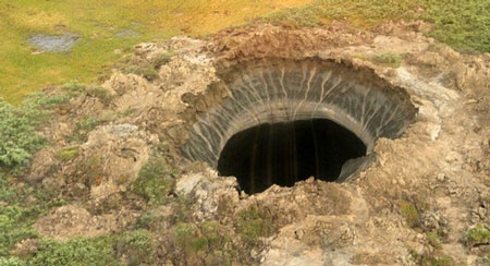 Miệng hố khổng lồ ở Siberia.