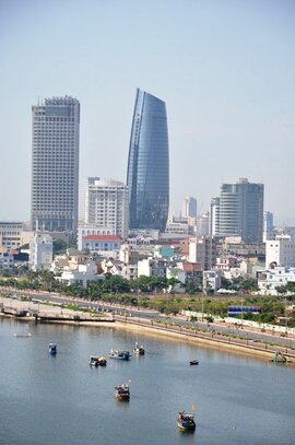 Ngày đầu vận hành tòa nhà 95 triệu đô ở Đà Nẵng