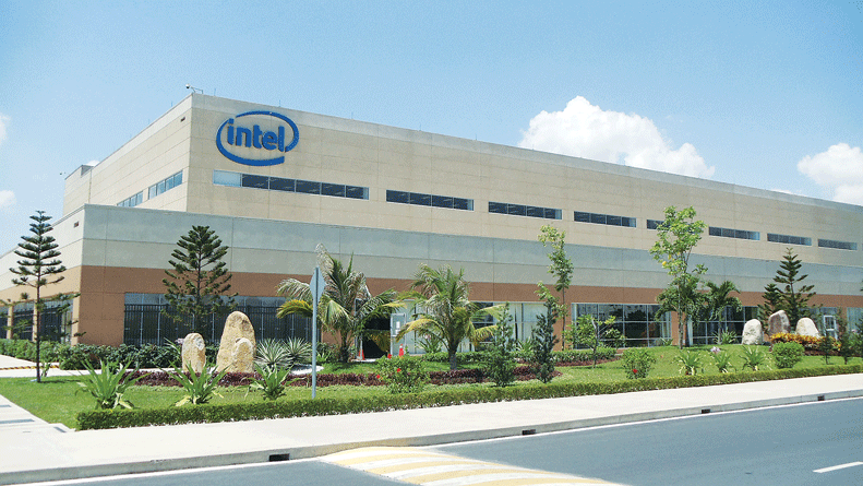 Intel ra lò CPU đầu tiên 