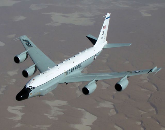 Máy bay do thám RC-135 Rivet Joint của không quân Mỹ.