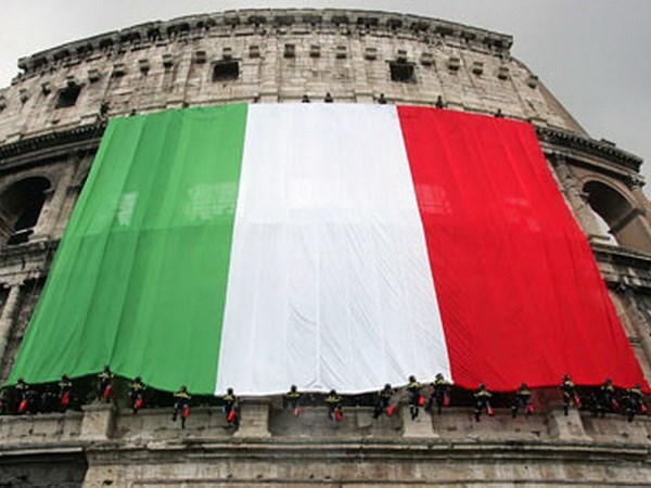 Kinh tế Italy rơi vào suy thoái lần thứ 3 trong vòng 5 năm qua
