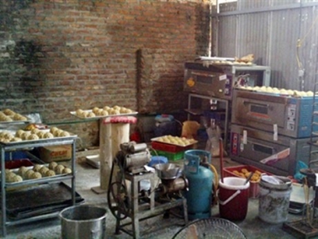 Cơ sở sản xuất bánh trung thu bẩn được phát hiện vào năm 2013