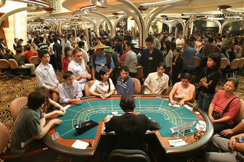 Đủ 21 tuổi, người Việt được chơi casino?