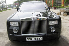 Đại gia và số phận những siêu xe Rolls Royce Phantom