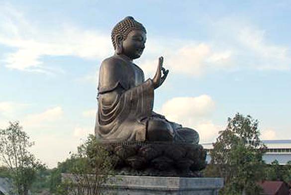  Đại Tượng Phật Thích Ca Mâu Ni có chiều cao tổng thể (gồm cả phần đế) là 20,28 m, 