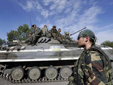 Bộ trưởng quốc phòng Ukraine: “Cuộc chiến lớn với Nga đã cận kề”