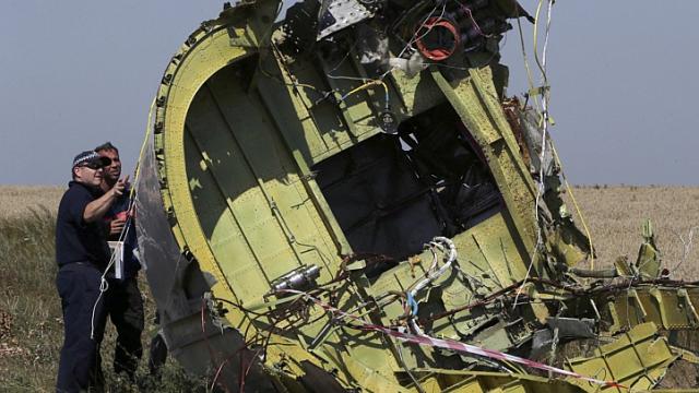 Báo cáo điều tra cho biết máy bay MH17 bị nổ tung trên không do trúng các vật thể năng lượng cao.