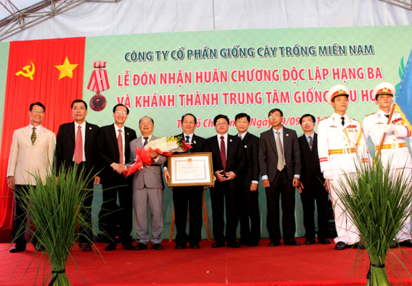 SSC đón nhận huân chương độc lập hạng 3