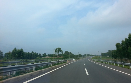 Cao tốc Nội Bài - Lào Cai là tuyến đường cao tốc dài nhất Việt Nam
