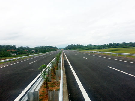 Đường cao tốc dài nhất Việt Nam trước ngày thông xe