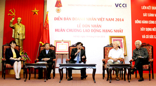 Doanh nhân Việt: 'Ba chìm bảy nổi chín lênh đênh'