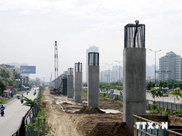 Nhiều dự án giao thông trọng điểm ở TP. Hồ Chí Minh “trễ hẹn”