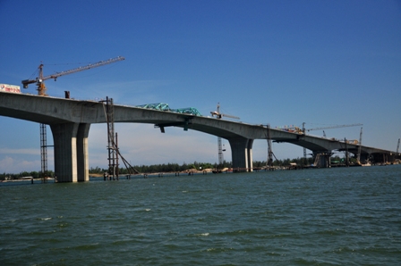 Cầu Cửa Đại sẽ hoàn thành vào tháng 3/2015 nhân kỷ niệm 40 năm giải phóng Quảng Nam
