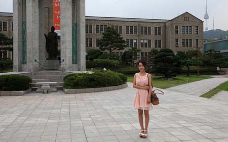 Yeonmi tại đại học 