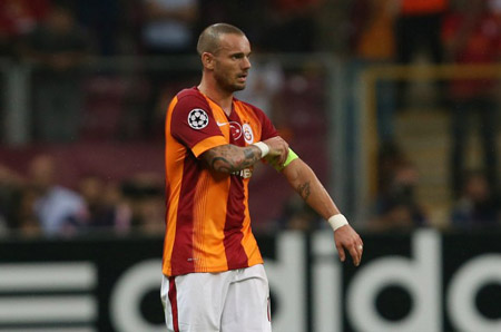 MU sắp sở hữu miễn phí Sneijder