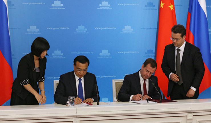 Nga và Trung Quốc đã ký thỏa thuận về cung cấp khí đốt theo tuyến phía đông