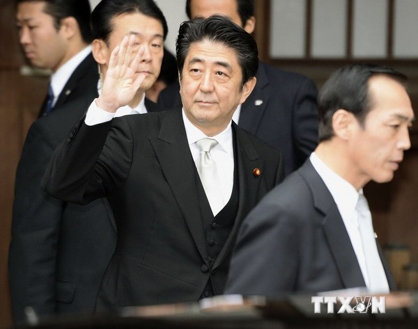 Trung Quốc phản đối Thủ tướng Nhật gửi đồ lễ tới đền Yasukuni