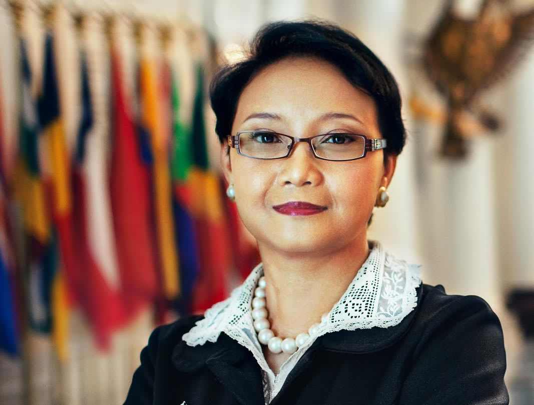 Tổng thống Indonesia công bố nội các mới, bổ nhiệm nữ ngoại trưởng đầu tiên
