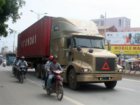 Cước phí vận tải ở Việt Nam cao hơn Mỹ và Trung Quốc