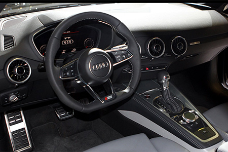Nội thất Audi TT 2014 - Ảnh: Bobi
