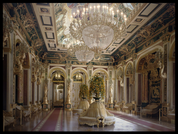 Nội thất xa xỉ trong cung điện ở Tây Ban Nha
