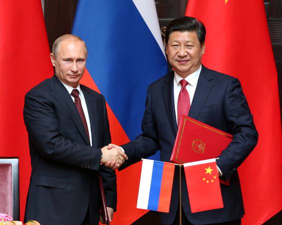 Trung Quốc đang toan tính gì sau lưng Nga?