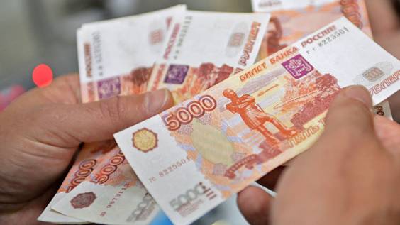 Từ đầu năm 2014, đồng rúp của Nga đã mất giá gần 30%