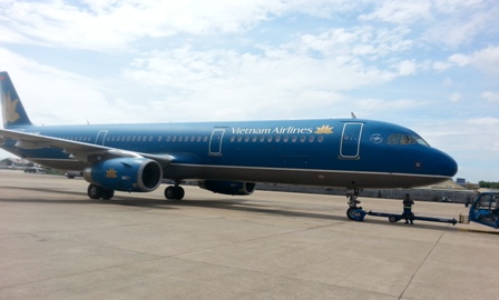 Máy bay của Vietnam Airline đang đỗ tại Sân bay Quốc tế Nội Bài