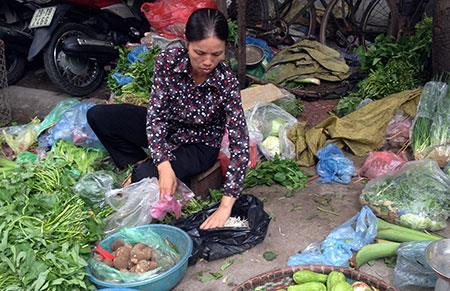 Người Việt nghèo nhưng thích bằng chị bằng em