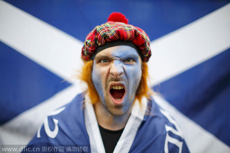 Một người dân Scotland tham gia cuộc mít-tinh “Nói có với độc lập” 