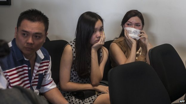 Máy bay AirAsia chở 162 người mất tích trên đường tới Singapore