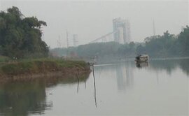 Xác định “thủ phạm” trong vụ “đầu độc” hàng tấn cá trên sông Thương