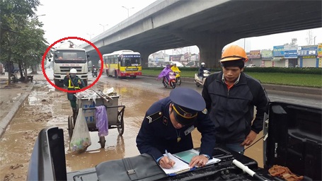 Nhà thầu để bùn đất vương vãi ra đường Nguyễn Xiển đã bị đình chỉ thi công