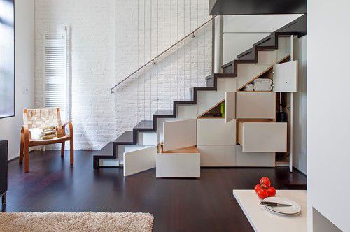 Cách thiết kế cầu thang và tủ đựng đồ là một lựa chọn vô cùng thông minh cho không gian hẹp